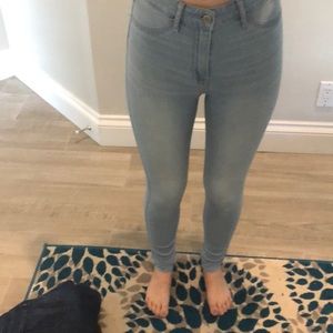 Hollister highrise jean legging!!!